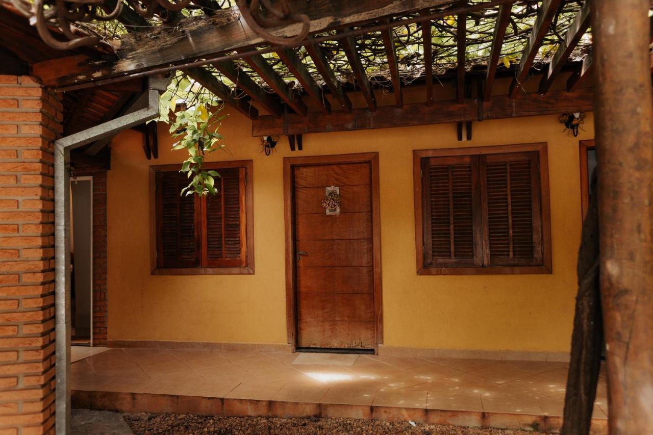 Hotel Pousada Chale Das Flores Sertãozinho Екстериор снимка