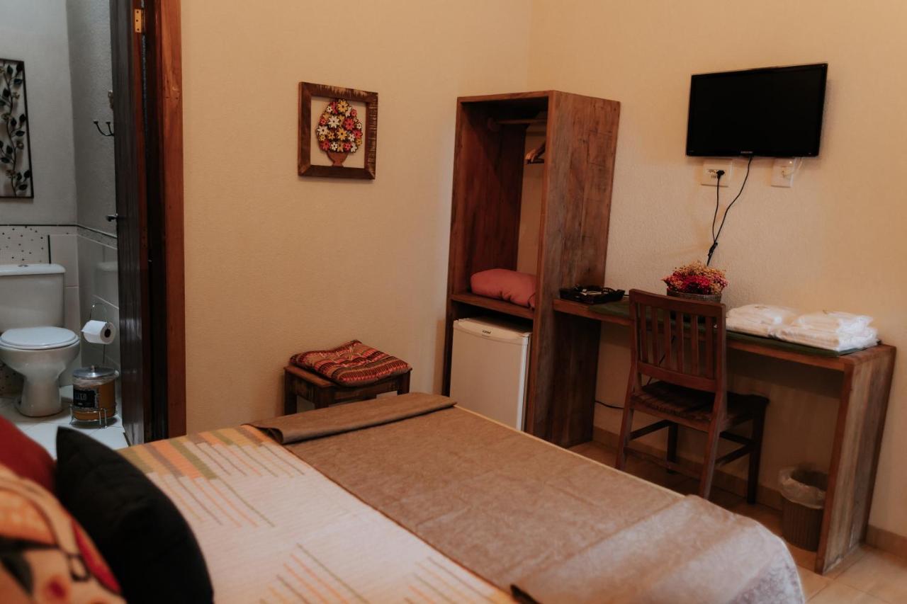 Hotel Pousada Chale Das Flores Sertãozinho Екстериор снимка