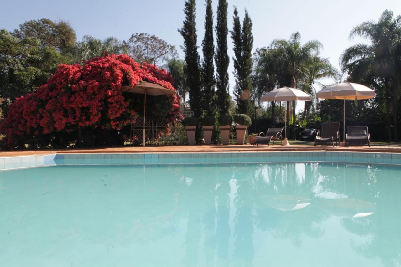Hotel Pousada Chale Das Flores Sertãozinho Екстериор снимка