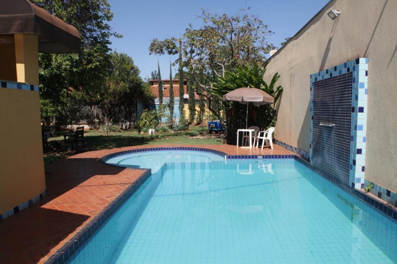 Hotel Pousada Chale Das Flores Sertãozinho Екстериор снимка