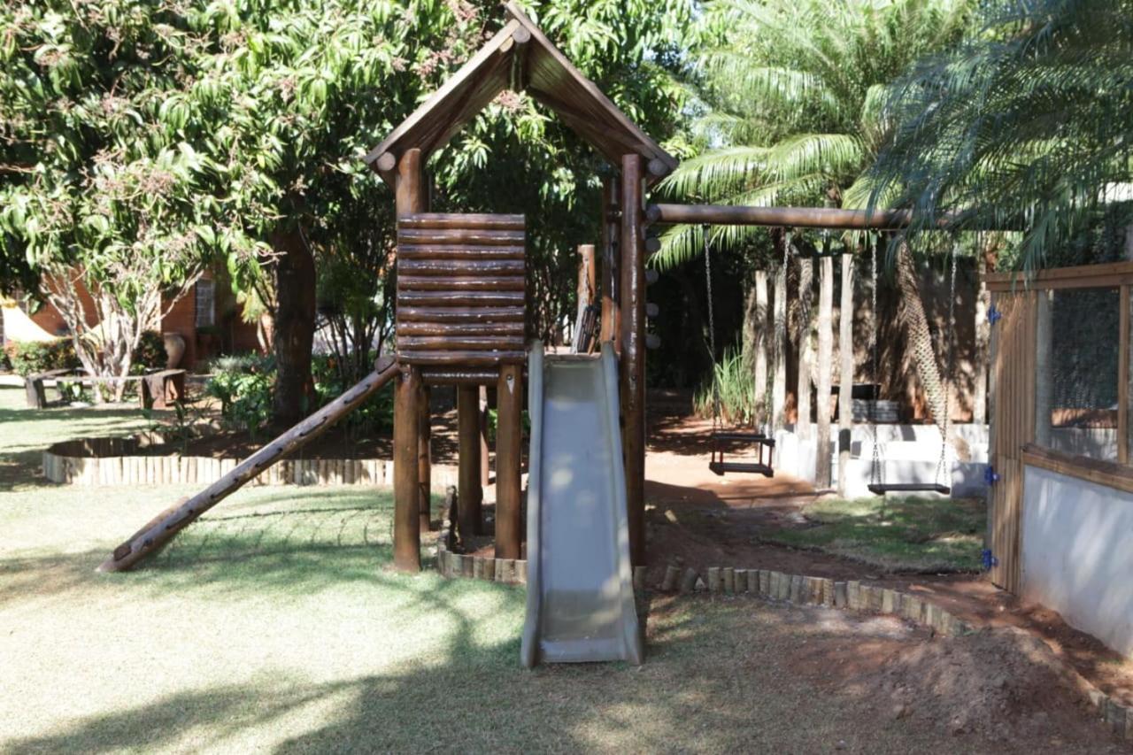 Hotel Pousada Chale Das Flores Sertãozinho Екстериор снимка