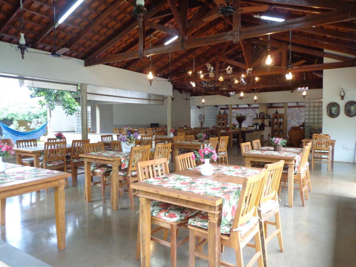 Hotel Pousada Chale Das Flores Sertãozinho Екстериор снимка